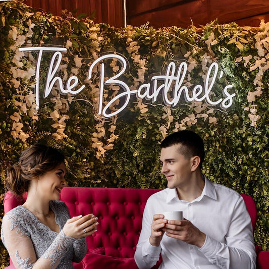 How Custom Neon Wedding Signs Set the Perfect Romantic Atmosphere?